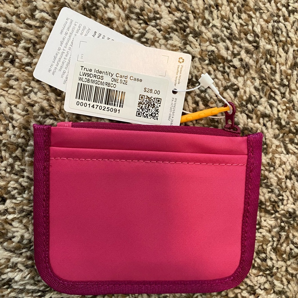 NWT Lululemon True Identity Card Case (Mango Dream/Wild Berry) - Picture 2 of 2